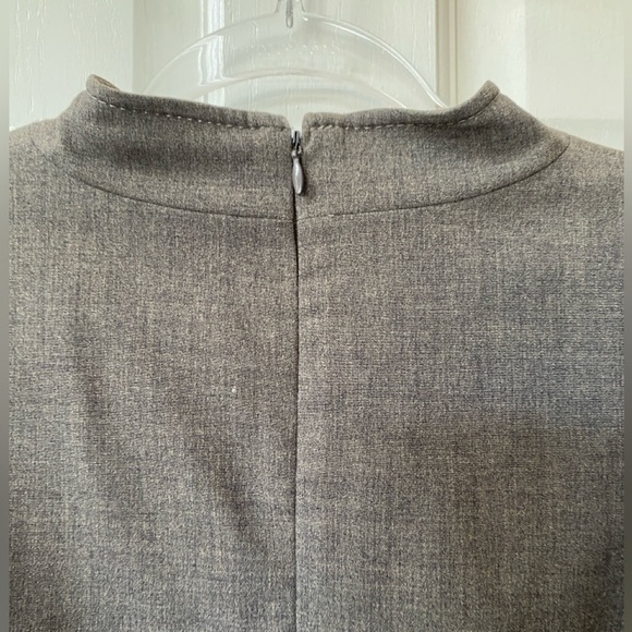 Calvin Klein Women Gray Sheath Mandarin Collar Cap Sleeve Belted Size 12 - Picture 12 of 15